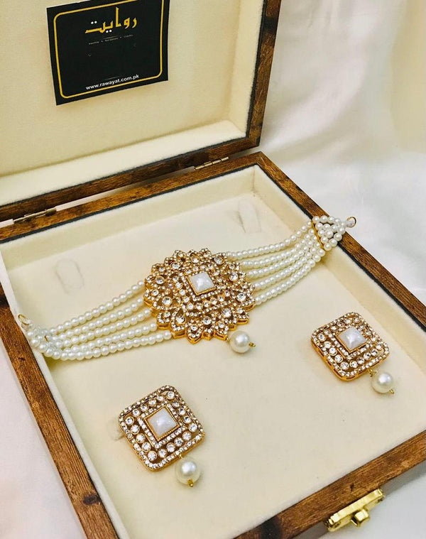 Choker Set by RAWAYAT Gold Plated Stones Choker Set with Earrings g4 wh8 n