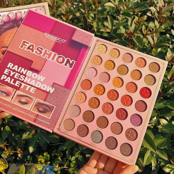 igoodco strawberry moonlight eyeshadow palette pearlescent blush and eyeshadow palette 2