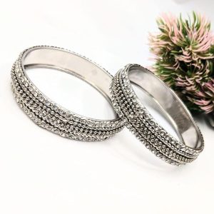 Kara Set of 6 Duo Style Bangles silver f 6y