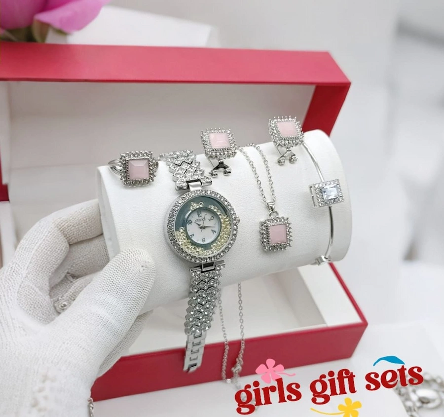 GUCCI Women's Diamond Stone Jewelry Watch | 5-Piece Zircon Jewelry